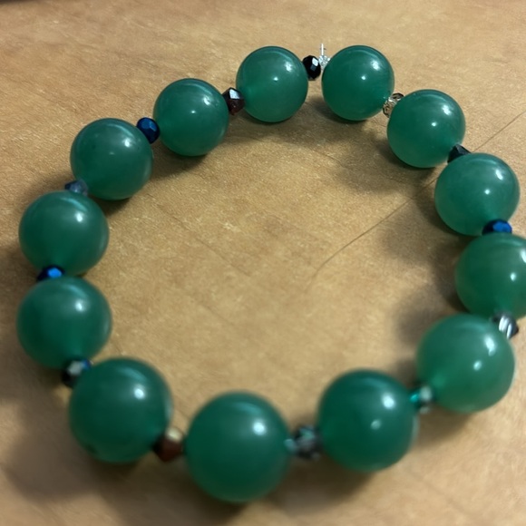 #088 Green Jade Lucky Bracelet 12mm NEW ARRIVAL - Picture 3 of 3